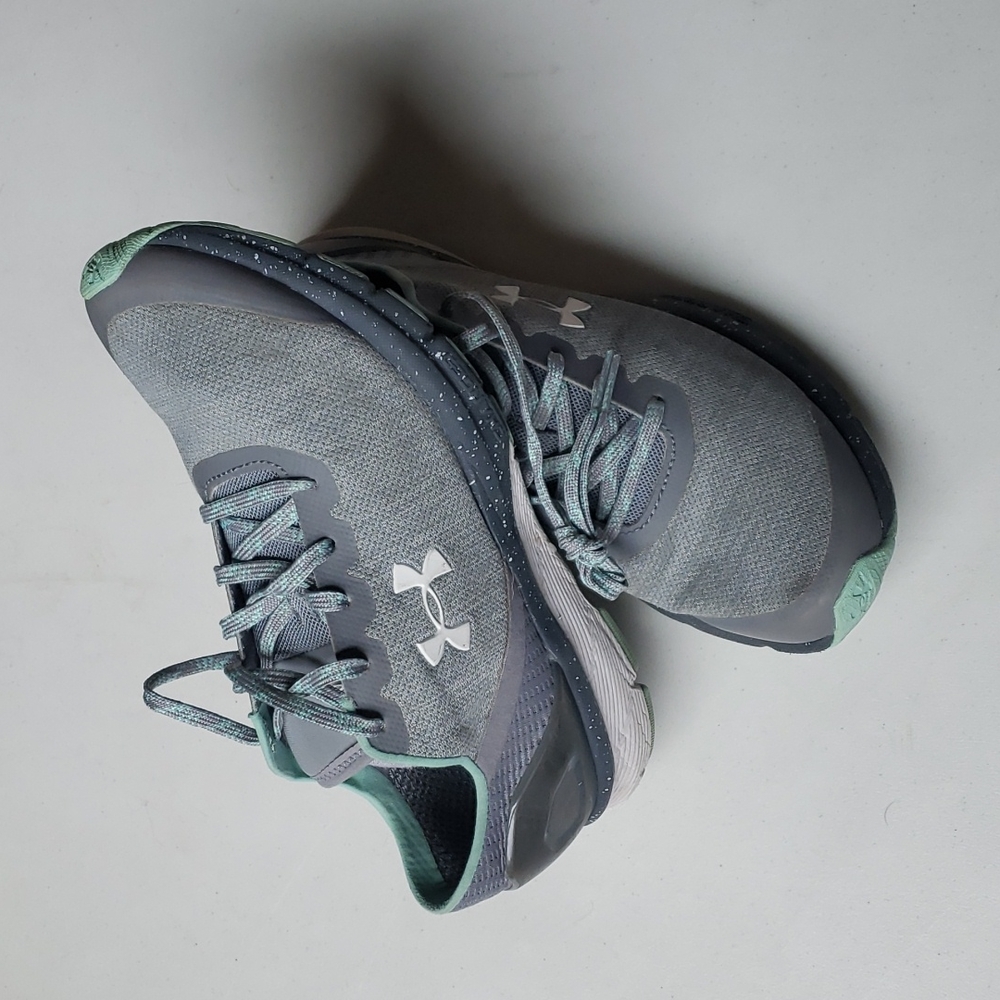 Under Armour Sneaker